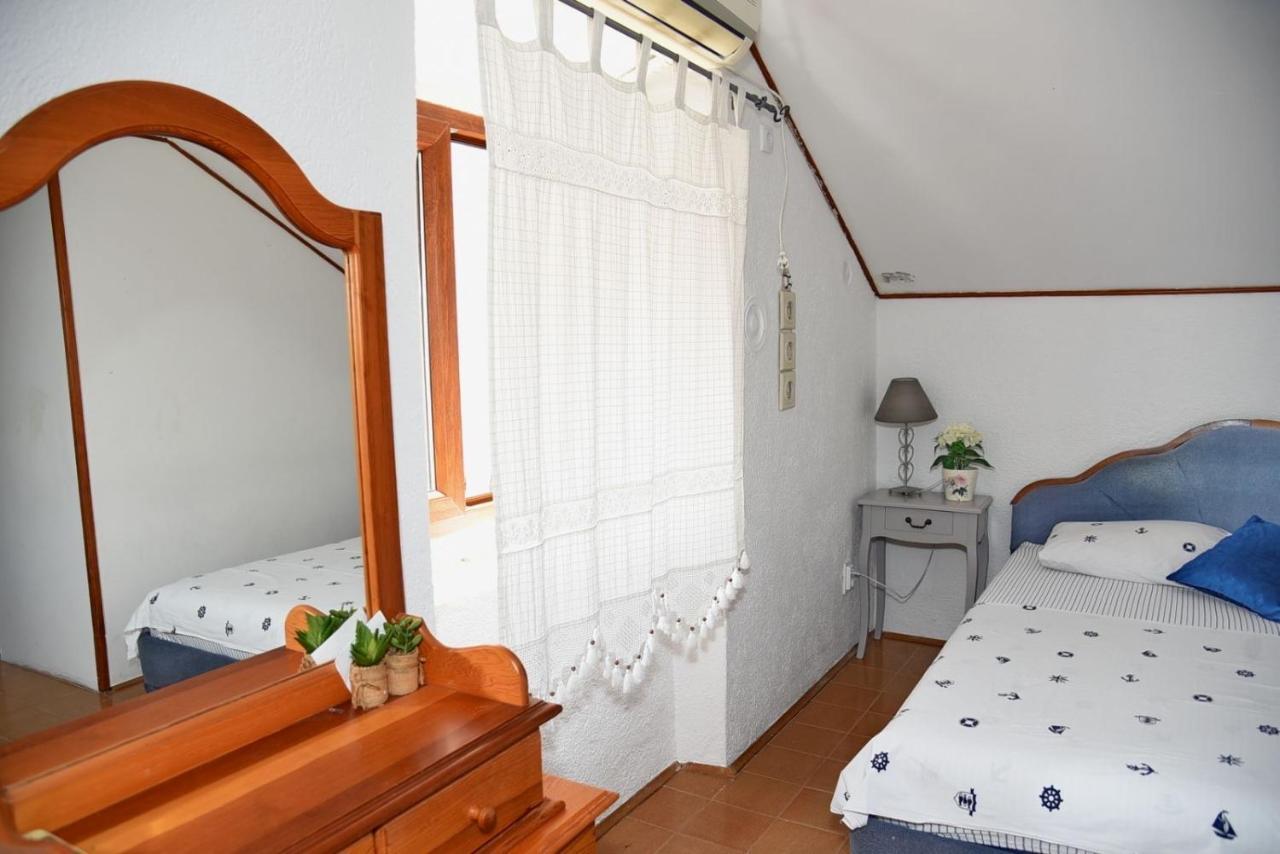 Mansarda Apartment Kotor Kültér fotó