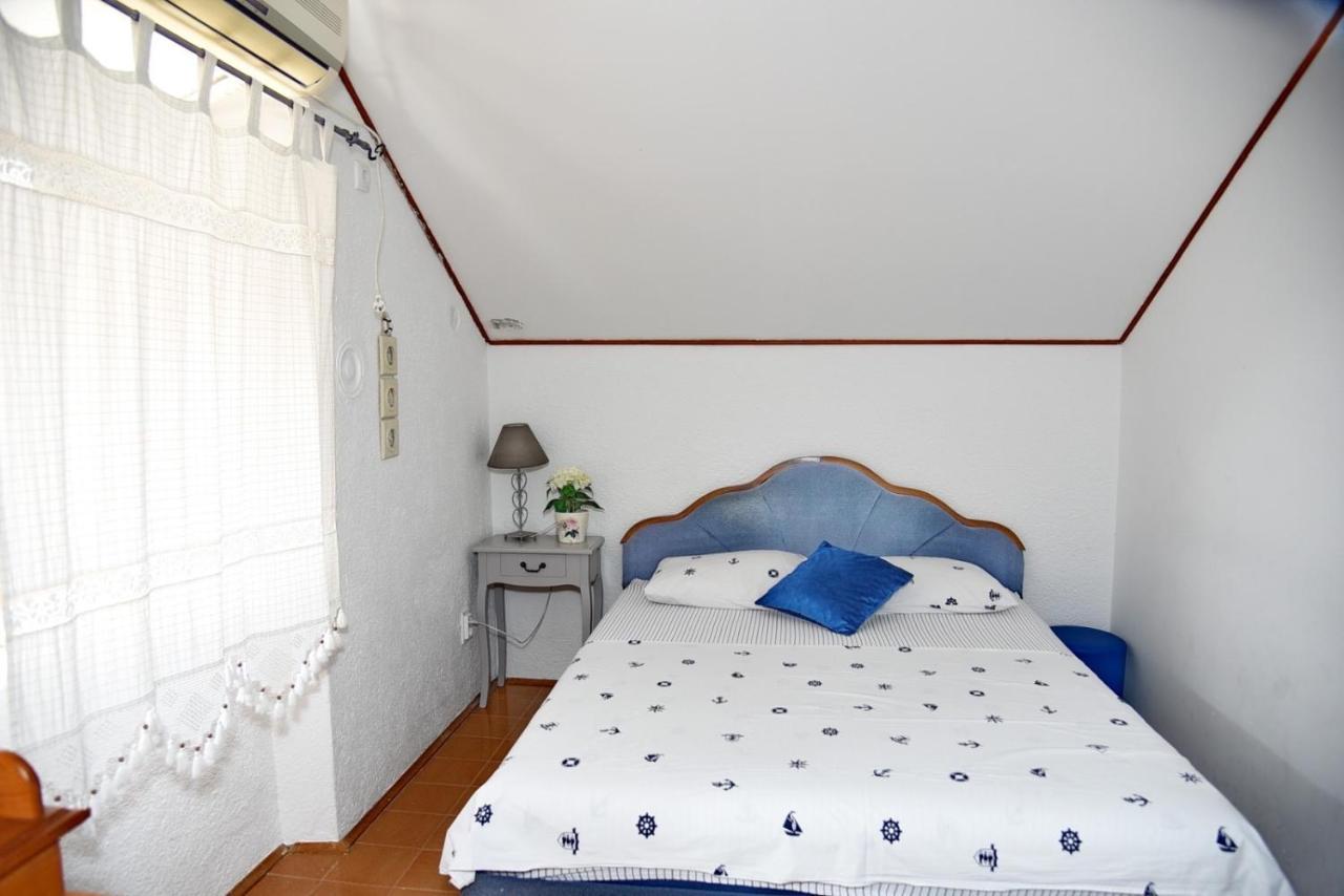 Mansarda Apartment Kotor Kültér fotó