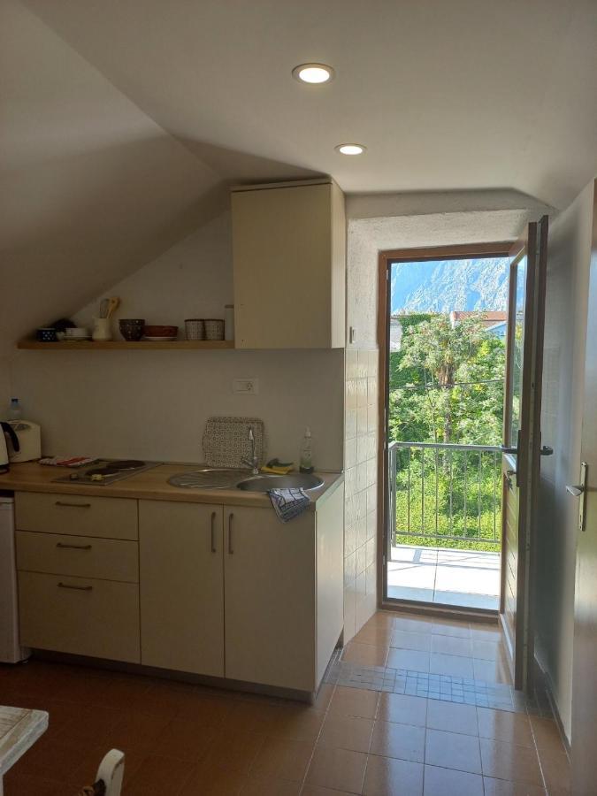 Mansarda Apartment Kotor Kültér fotó