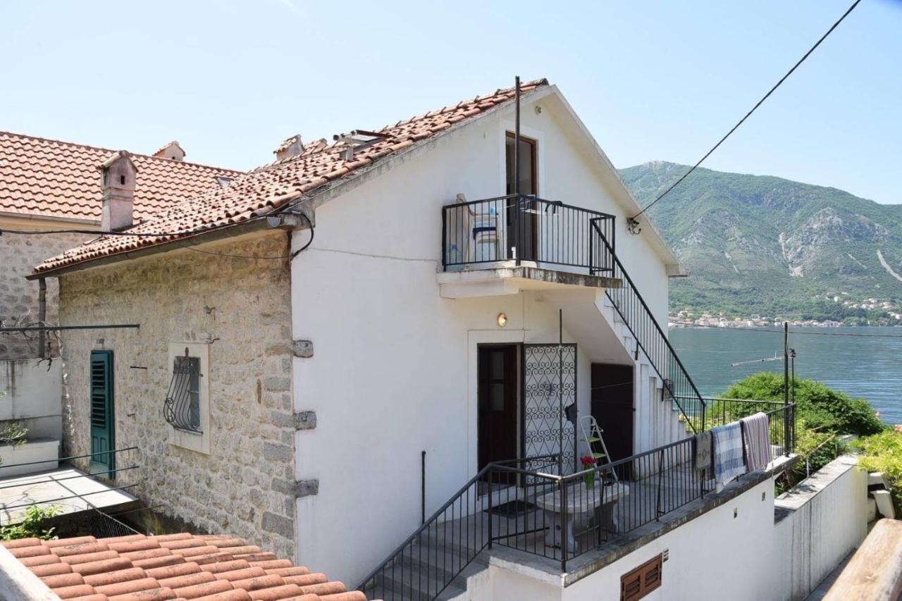 Mansarda Apartment Kotor Kültér fotó